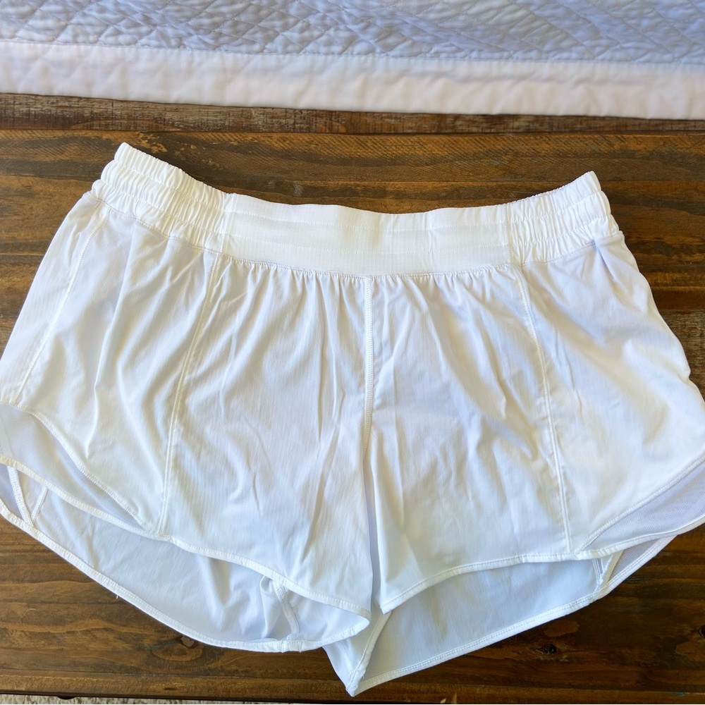NWOT-Hotty Hot LR Short 4” Lined - Lululemon shorts